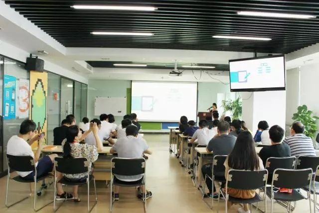 泽为会计培训体育城，培养新时代会计人才的摇篮