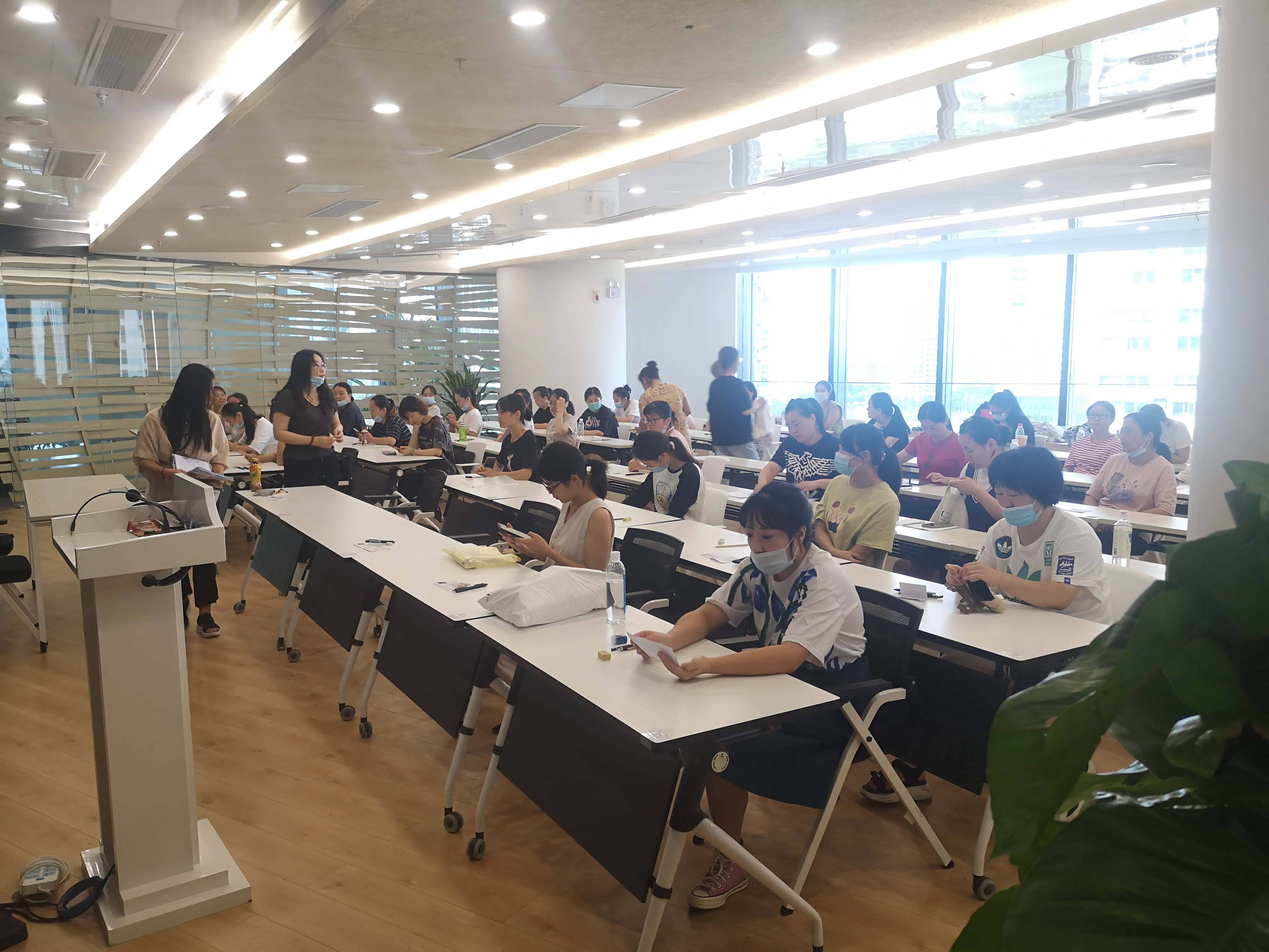 泽为会计培训体育城，培养新时代会计人才的摇篮