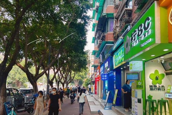 天河龙洞离体育西路多远，深度解析地理位置与交通路线