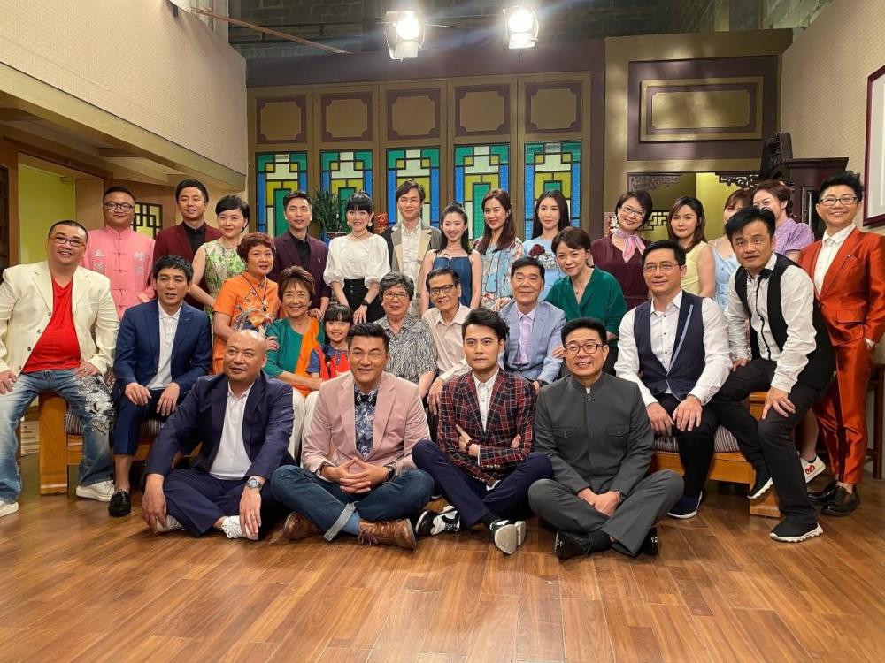 外来媳妇本地郎，体育创意引领新时代家庭和谐