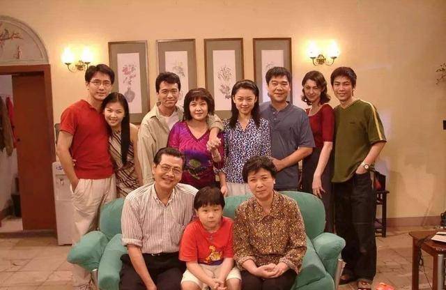 外来媳妇本地郎，体育创意引领新时代家庭和谐