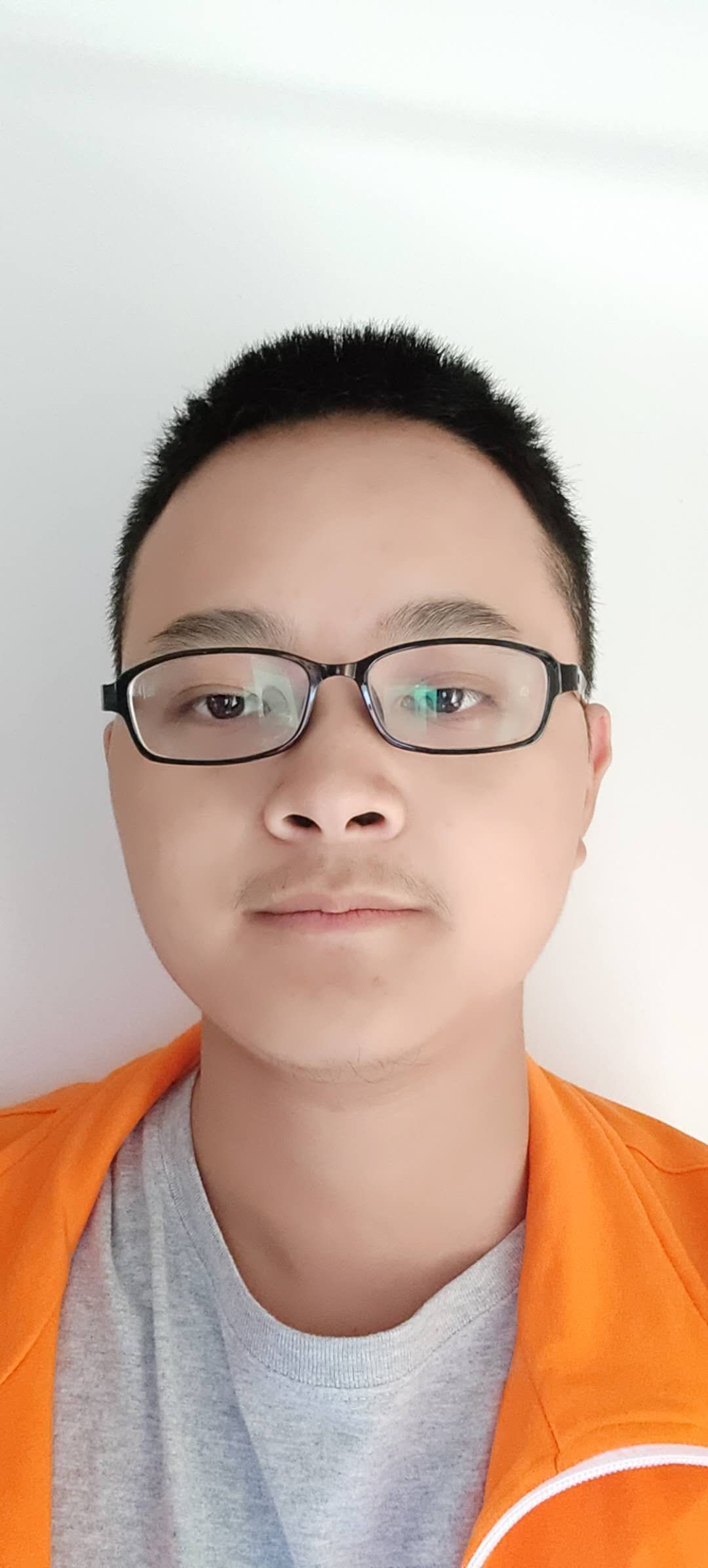 刘明体育老师家教，塑造学生健康身心的重要力量