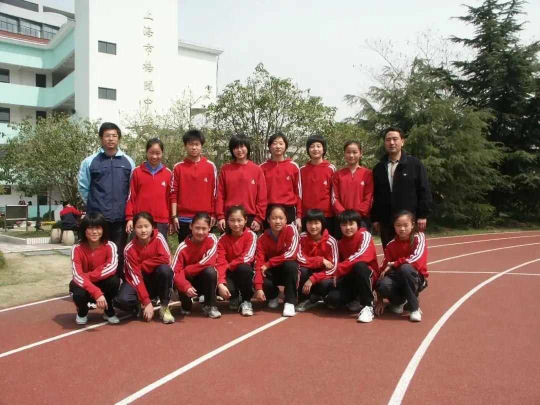 中国女足全新名单揭晓，王霜回归，张馨、唐佳丽领衔，江苏女足七人荣耀上榜