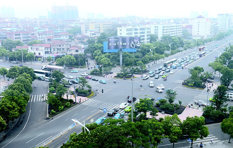 岳阳花板桥体育馆，城市活力中心