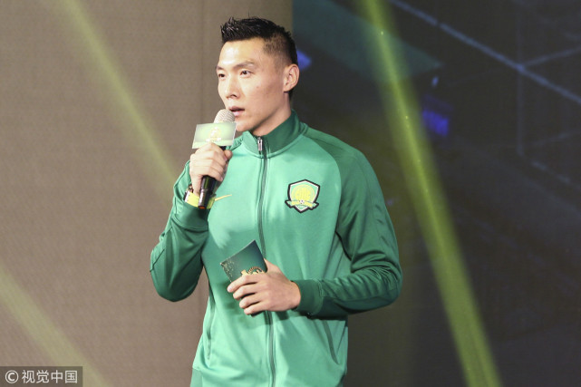 于大宝谈执教国安梯队，请来冯潇霆震撼队员，共筑未来足球梦