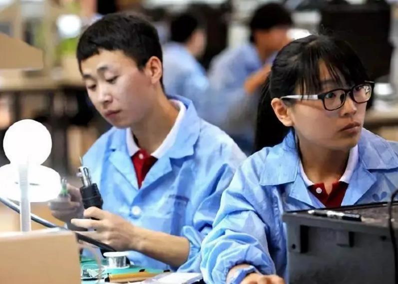 中考考生体育标准女生，挑战与突破