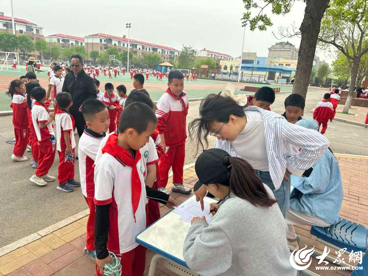 沙坪小学体育节，活力校园盛宴开启！