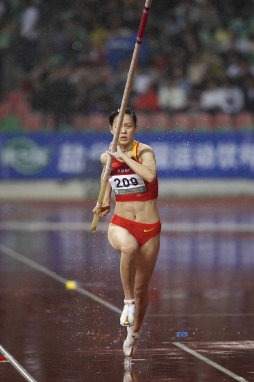 日本女子体育田径冠军，闪耀国际赛场的光芒