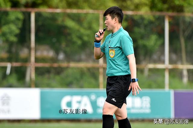 闪电进球！邵子钦前场抢断后突破禁区推射破门瞬间回顾