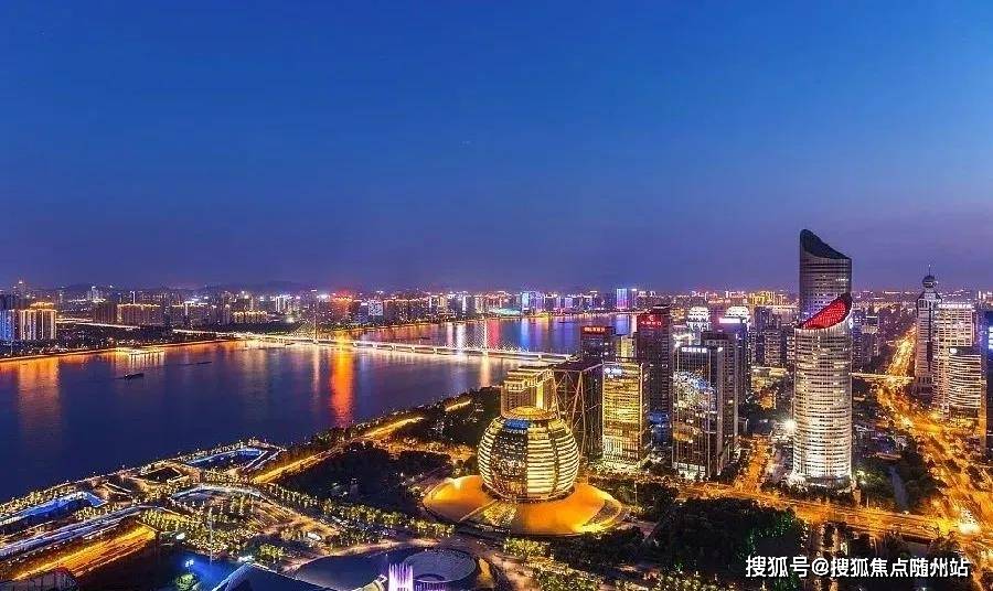 盐城冰雪体育中心电话，一站式了解冰雪运动的新天地