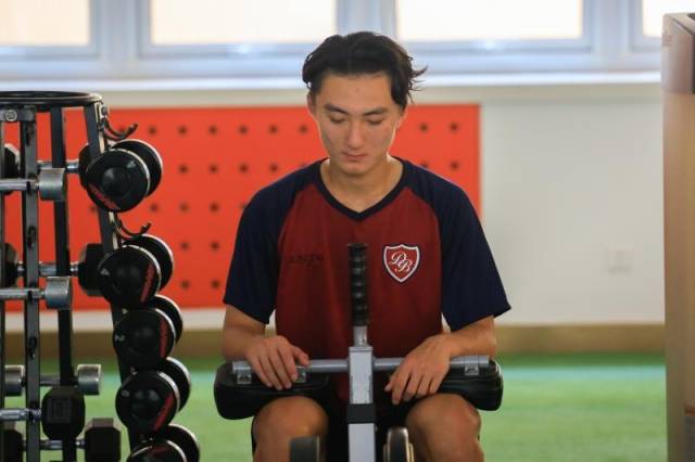 青春新势力！19岁小将赵宇锐加盟巴西伊塔皮拉人，蓄势待发参加州U20联赛