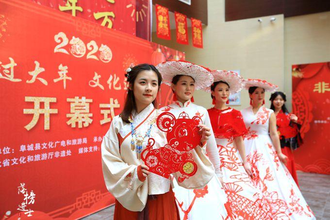 体育旅游市场，挖掘潜力，探索新领域