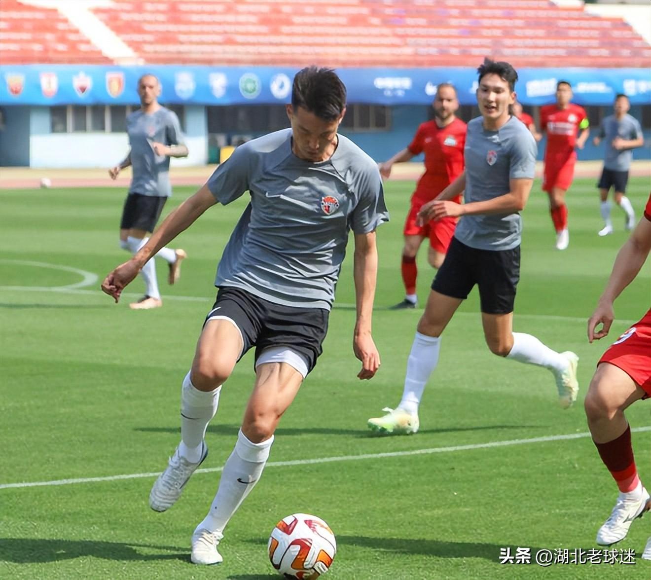 华润饮料中超联赛第九轮青岛海牛与梅州客家票务公告——一场不容错过的盛宴