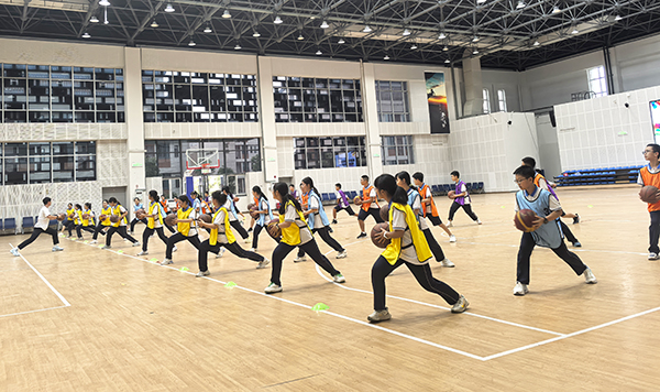 学校体育教学改革实验，探索与实践
