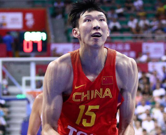 王哲林超越王治郅，荣登CBA历史得分榜第六位