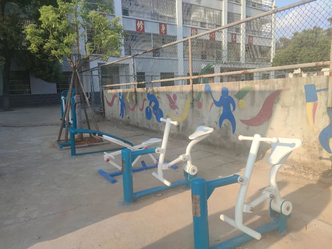 七里中学体育器材，打造活力校园，助力学生全面发展