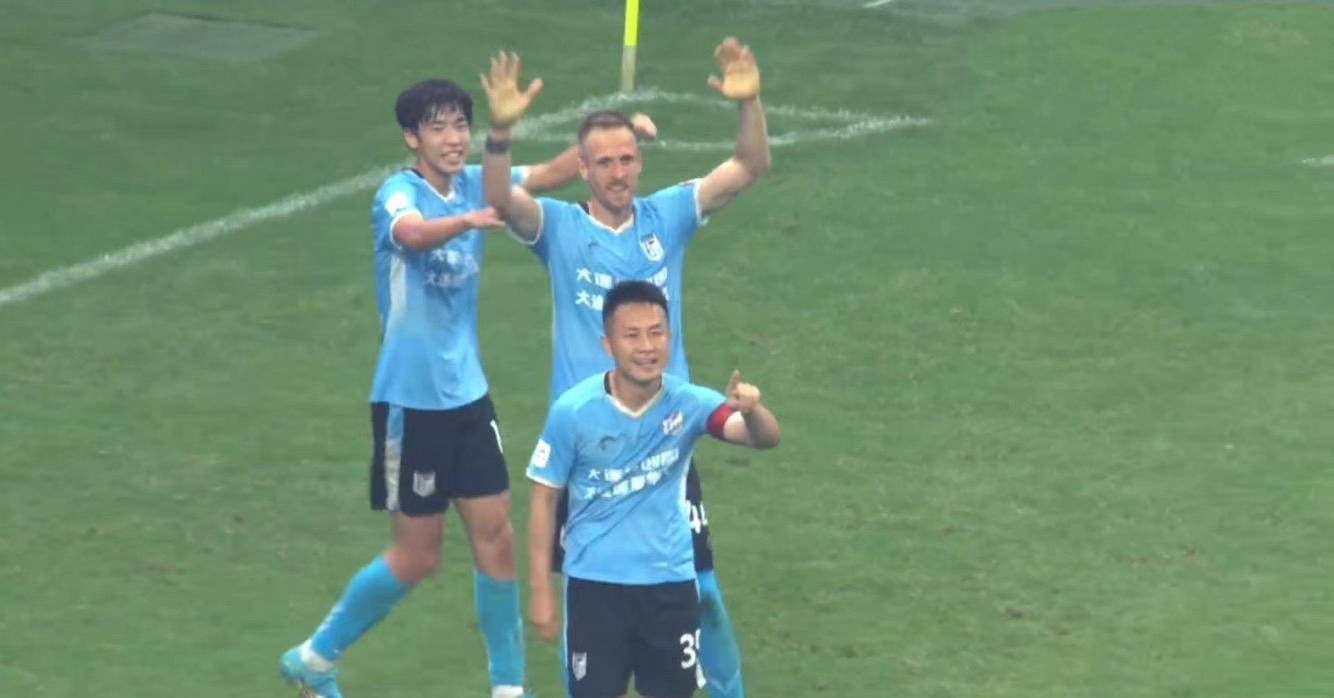朱鹏宇，与英博并肩作战，共铸保级目标之辉煌