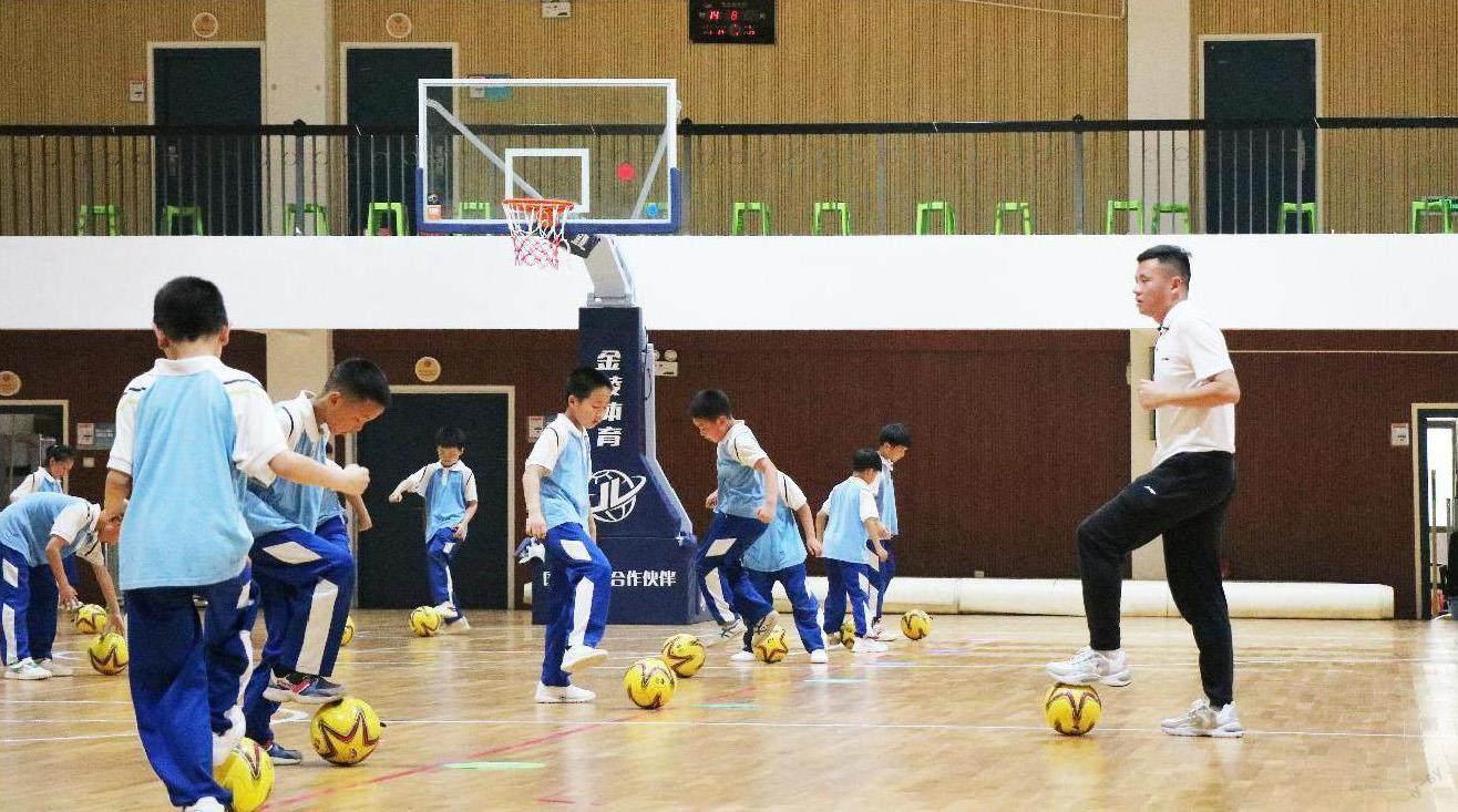 体育专业融入小学课堂，全新教学探索之路