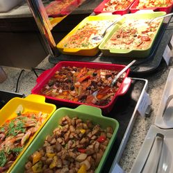 体育广场美食团购群，打造活力社交与美食共享新体验