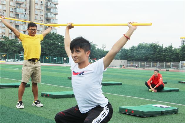 体育田径教练的考核与认证之路