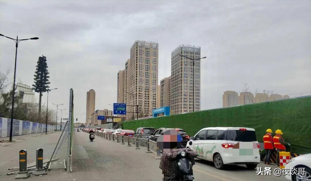 大运会大丰体育中心场馆，展现城市活力与体育魅力的舞台