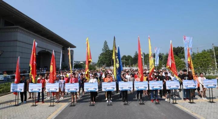 建德区中考体育价格标准及其社会影响分析