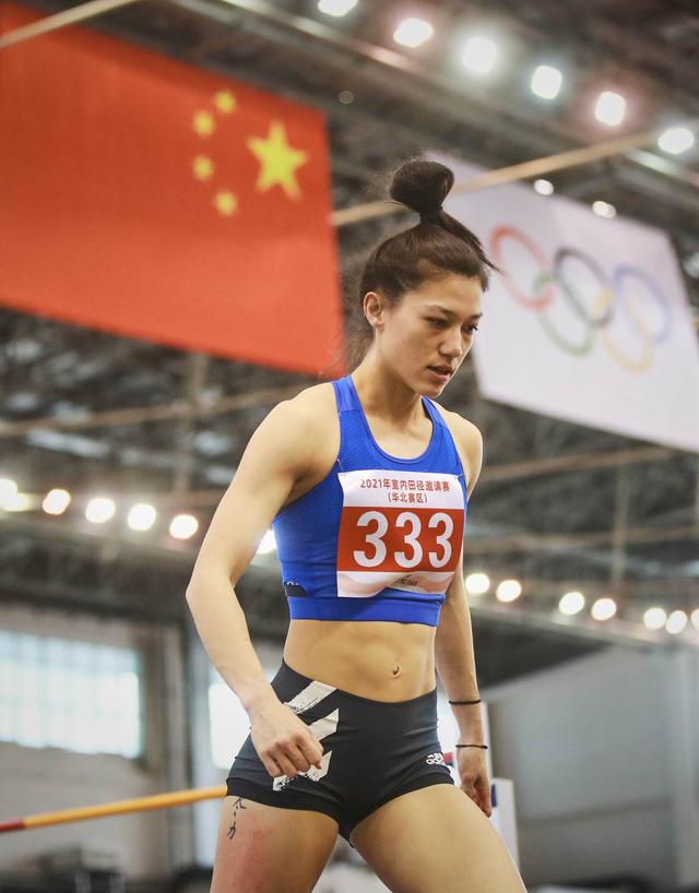 中国跳高女体育生身高，天赋与努力的完美结合