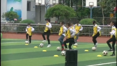 小学六人精彩体育游戏活动大全