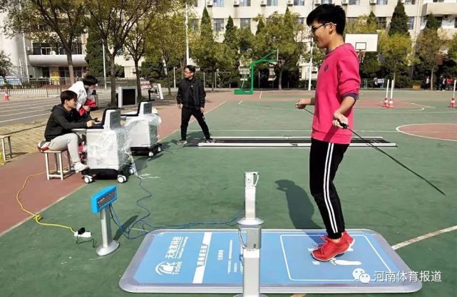 中考体育怎么测跳远，全面解析测试流程与技巧