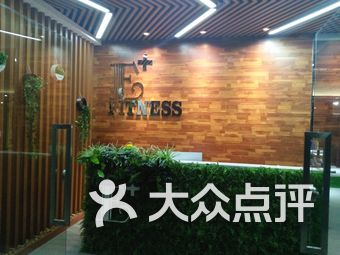 昆明新亚洲体育城牙科，专业口腔护理，守护您的灿烂笑容
