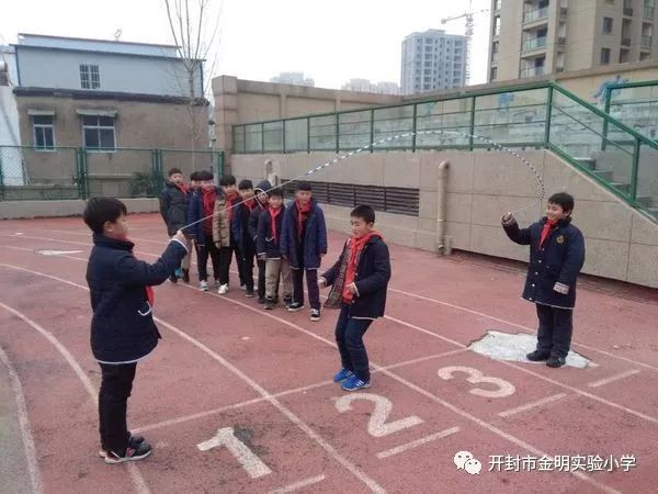 体育实验考试完美收官，探索成功背后的故事