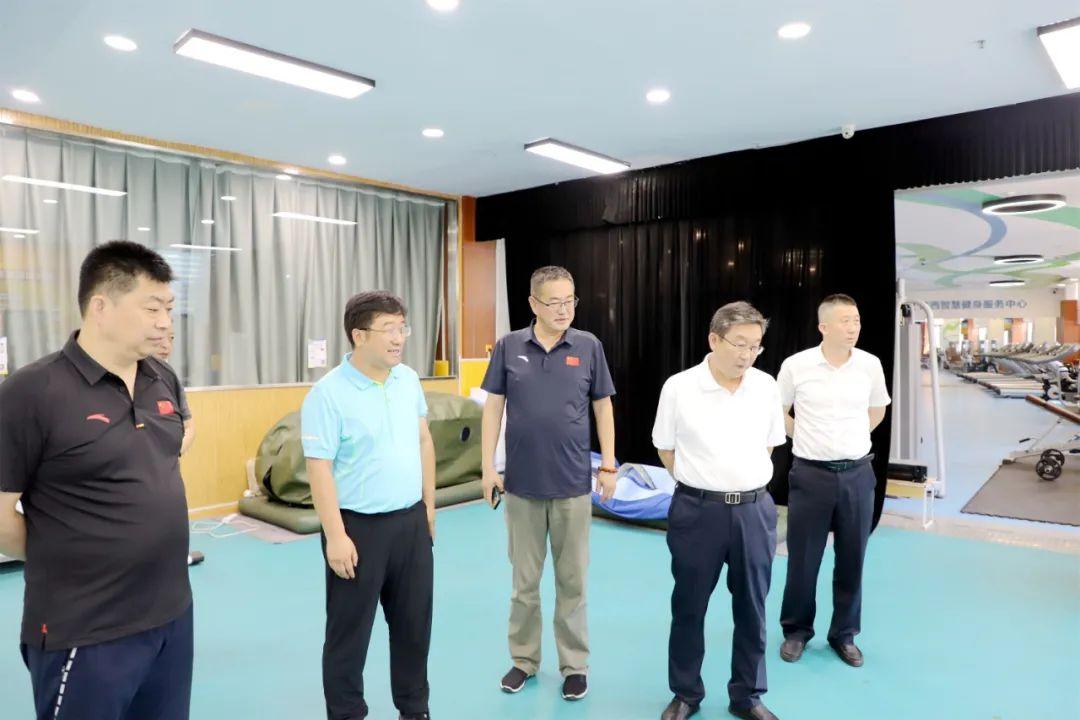 体育生个人发展典型案例，张伟的奋斗之路