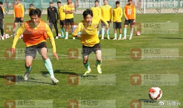 中国少年足球队对阵泰国，马德兴视角下的恢复训练之旅与上村健一的善始善终理念