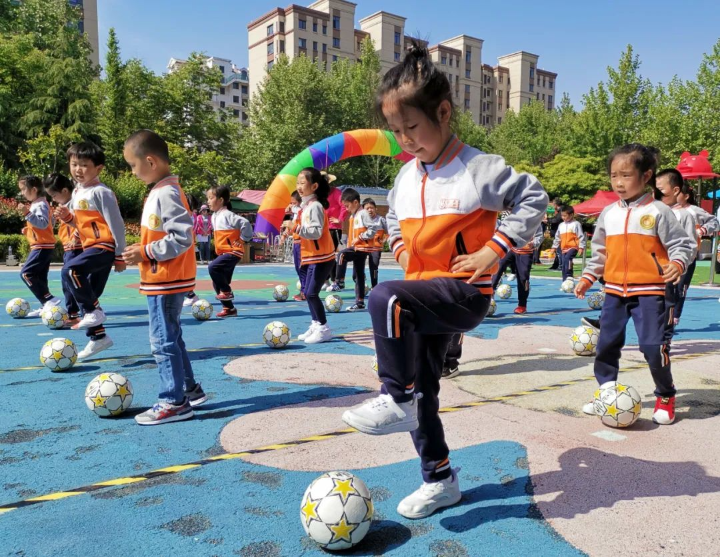 幼儿园体育培养策略，激发孩子运动潜能的关键