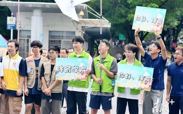 学声乐好还是体育好，全面分析个人发展的双重优势
