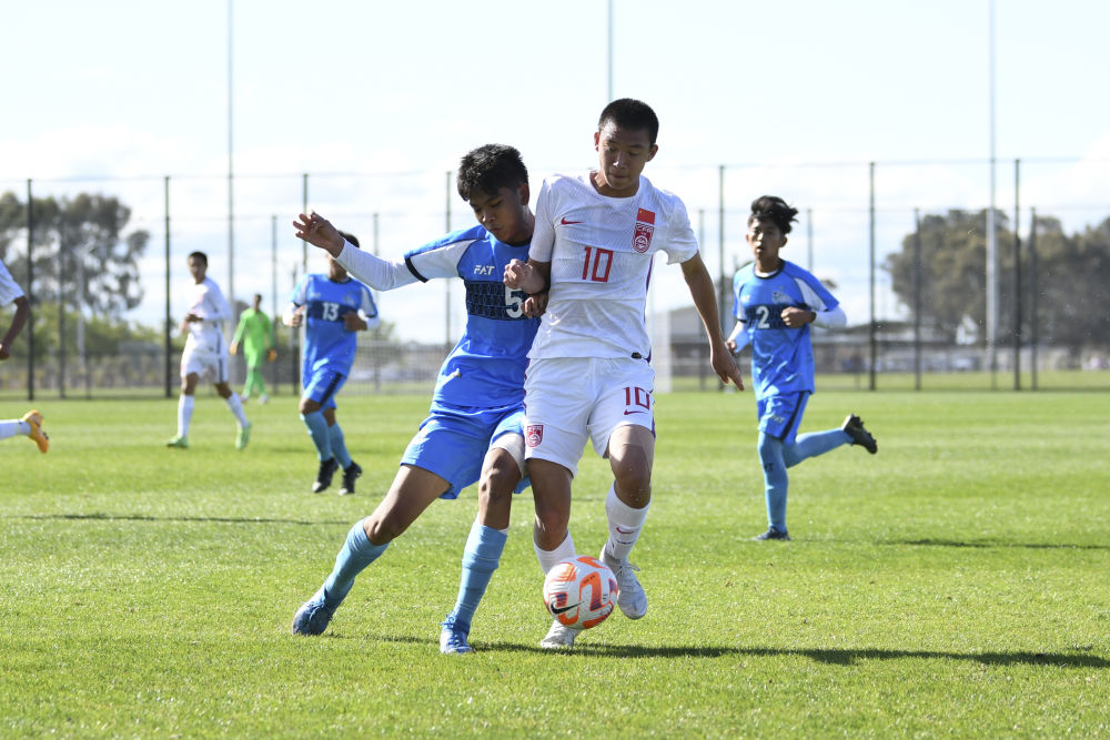 泰国U-17男足遭遇挫折，败于中国U-17男足脚下