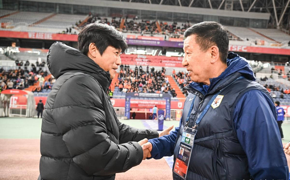 泰山碾压，季家葆的悲惨防线——一场足球的溃败记忆