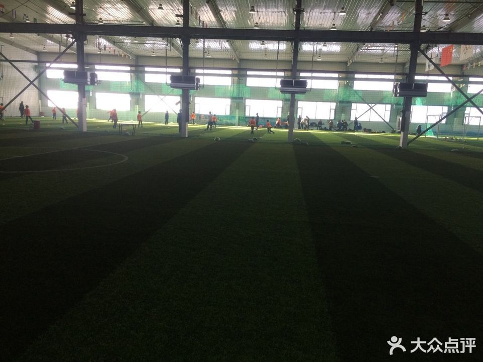 华泰体育公园训练师待遇解析