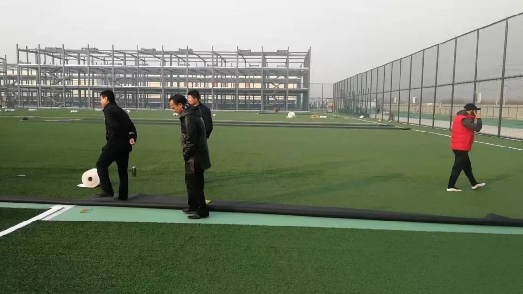 华泰体育公园训练师待遇解析
