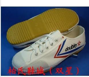 中考体育鞋的清洗与保养指南