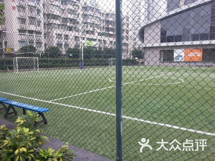 海珠区体育场，活力四溢的城市运动中心