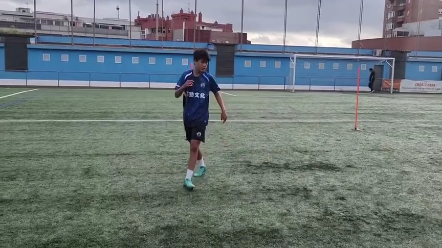 刘凯源在西班牙加泰U16联赛中的首发表现与进球纪录，辉煌一战！