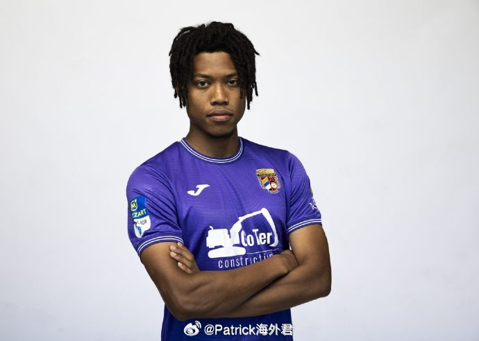 博主爆料，年轻混血球员苏宇亮遭遇挫折，格拉菲卡俱乐部撤下其名单，挫折背后揭示的真相揭秘！
