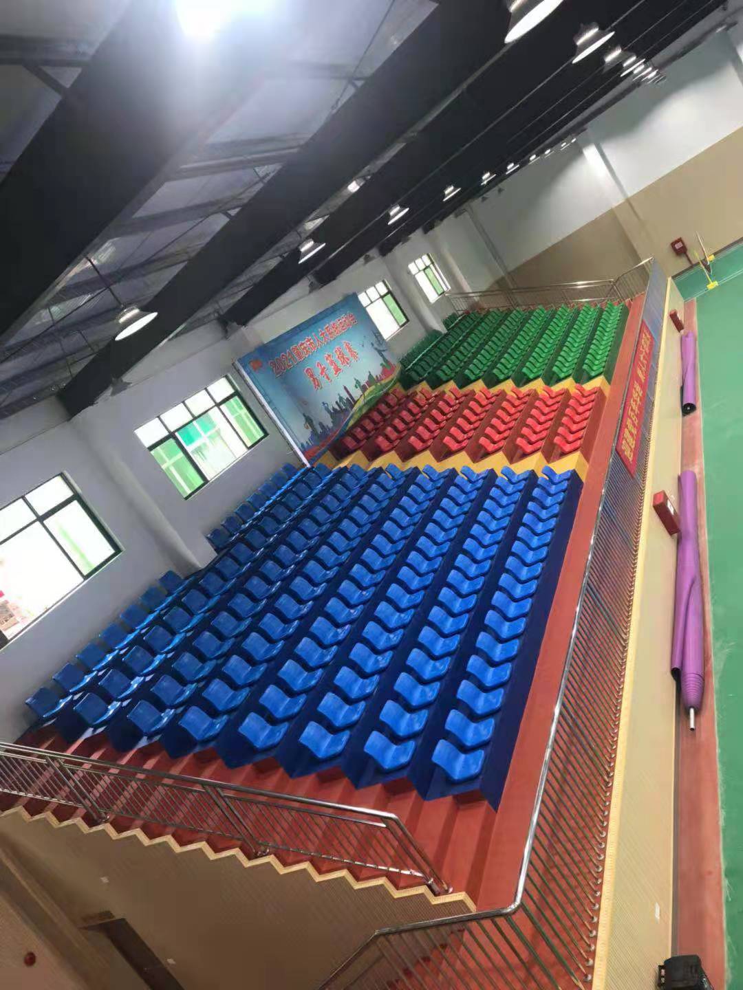 龙岩体育看台生产厂，打造专业，追求卓越