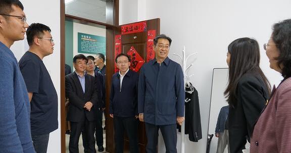 体育馆命名艺术，探索生命活力之所在