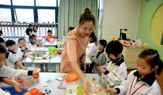 小学家庭体育教育内容，塑造健康成长的未来之星之路