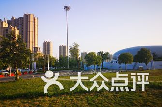 广东体育馆排名概览，从一线到二线，谁领风骚？