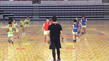 学校体育篮球优秀课例，激发学生潜能，培育篮球精英人才