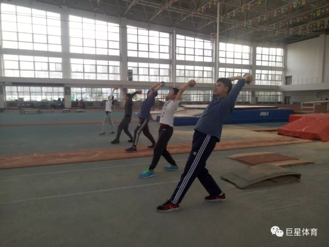 陕西中考体育实心球，挑战与技巧