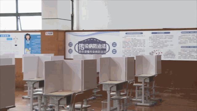 初三体育馆食堂，活力与健康的聚集地